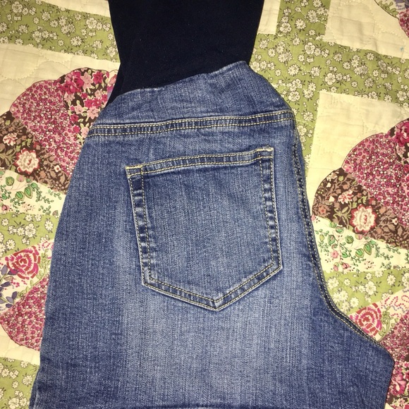 Maternity shorts - Picture 2 of 3